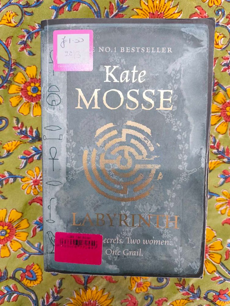 Labyrinth by Kate Mosse | Best-seller @ 50% Off