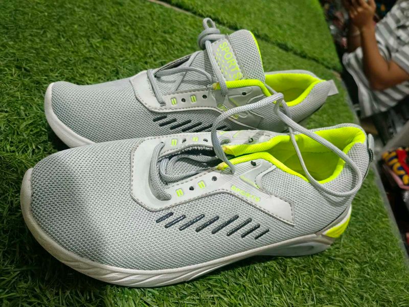 Combo Gray &amp; Neon Sports Shoes