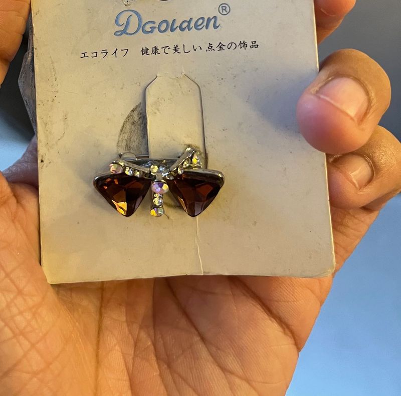 Vintage Dgolden Bow Brooch