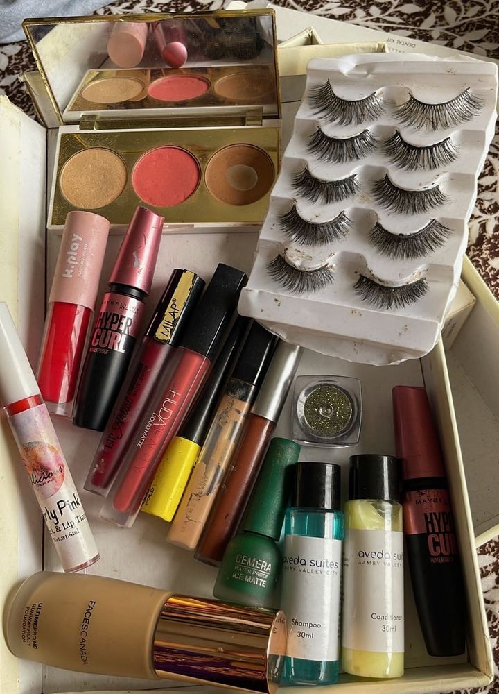 16 Makeup Products