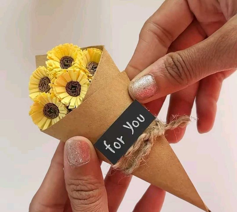 Handmade Mini Flowers Bouquet!