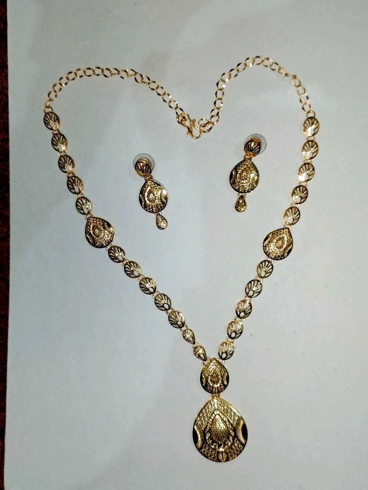 Gold Plated Necklace Set