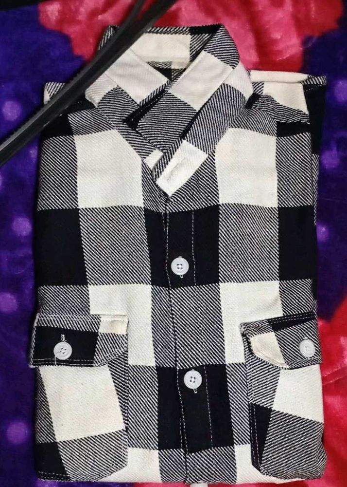 &#34;Warm and Stylish XL Winter Shirt,(black &amp;white)