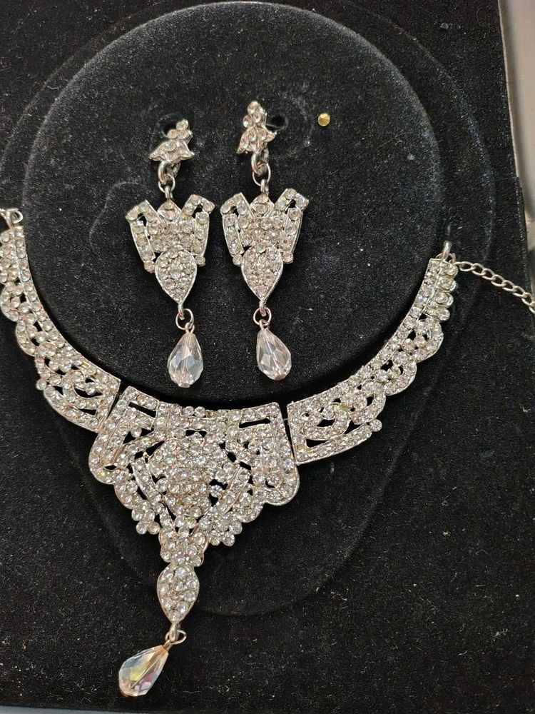 Elegant Jewelry Set