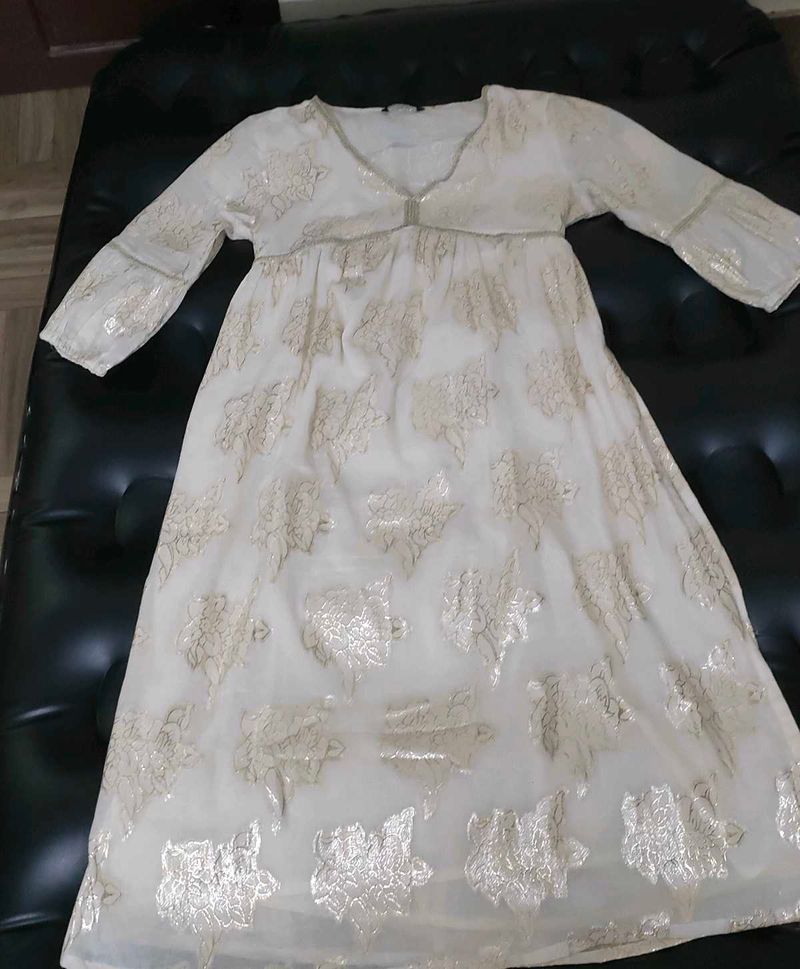 FREE Offer Embellished Off White Kurta With Lining