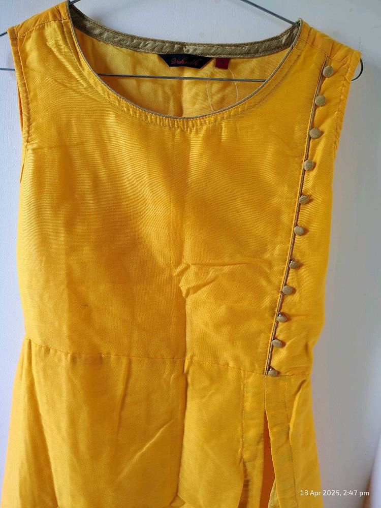 Vishudh Kurta Set(Size:S)