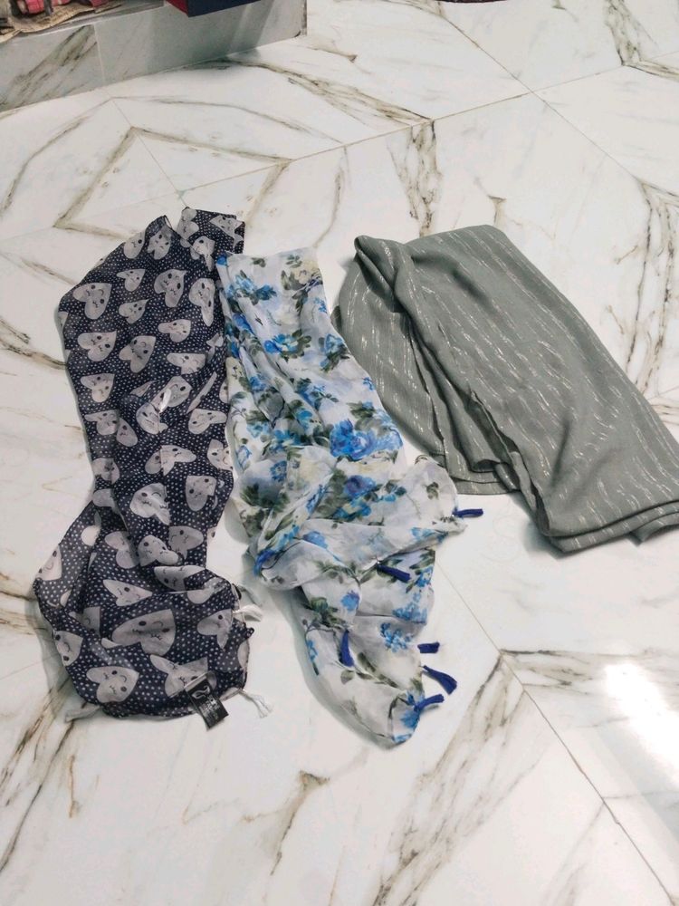 Stoles