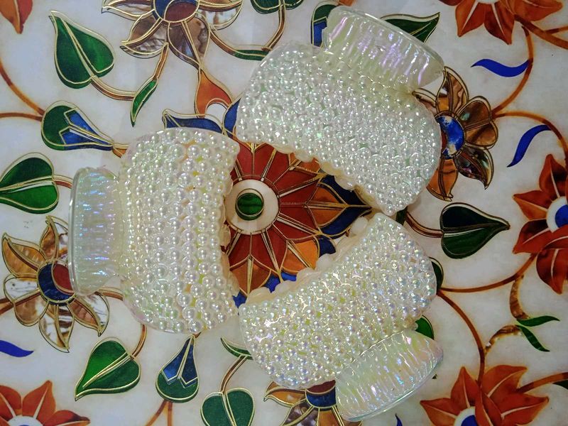 🆕New Set of 3 Pearl Hair Claw Clips