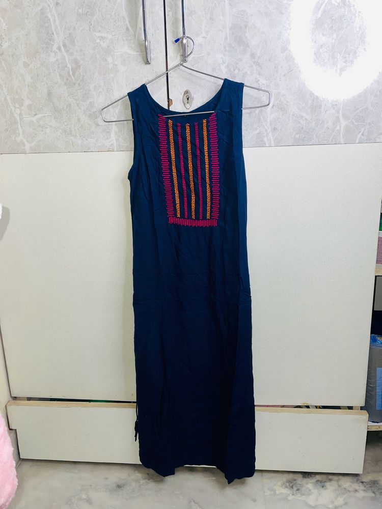White Boader Kurti