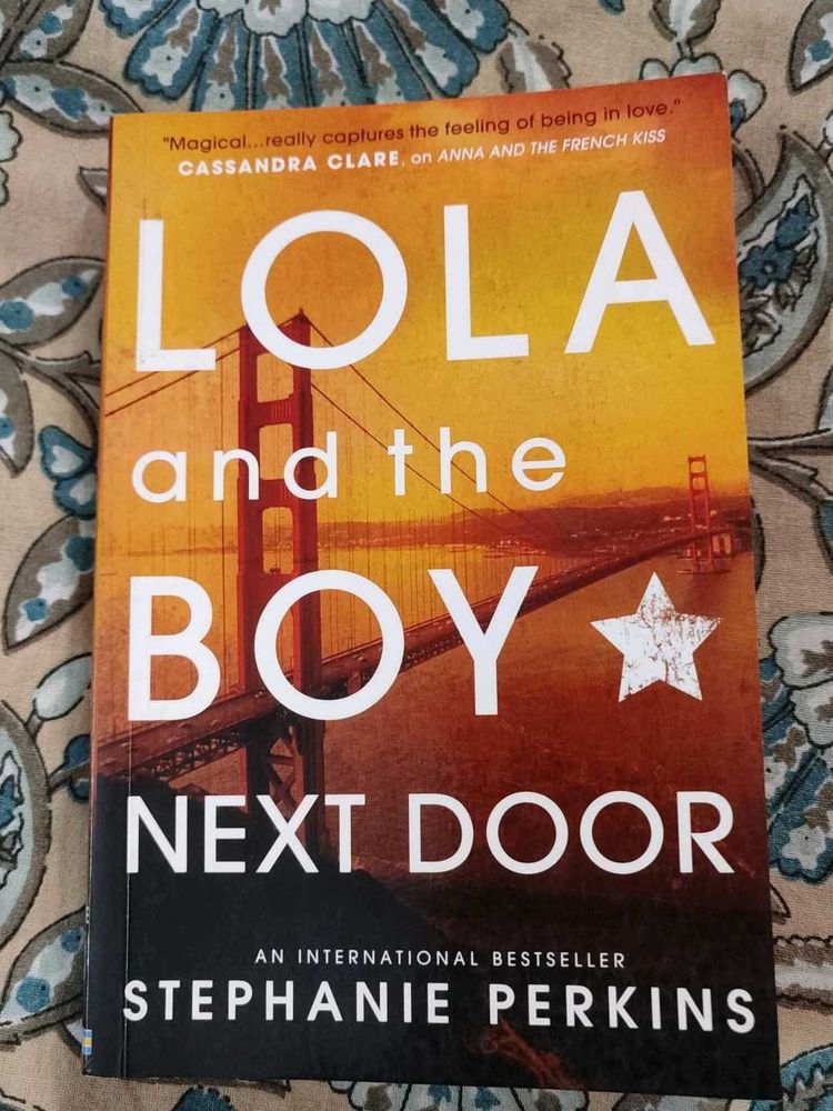 Lola And The Boy Next Door By Stephanie Perkins