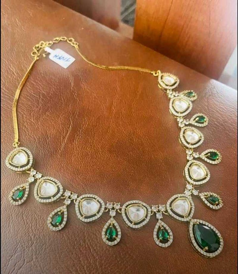Elegant Polki Diamond &amp; Emerald Necklace