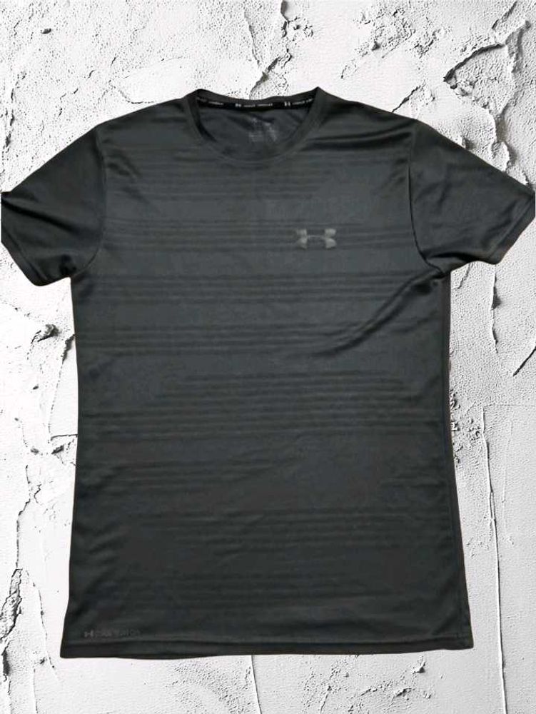 2 UNDER ARMOUR Tshirts
