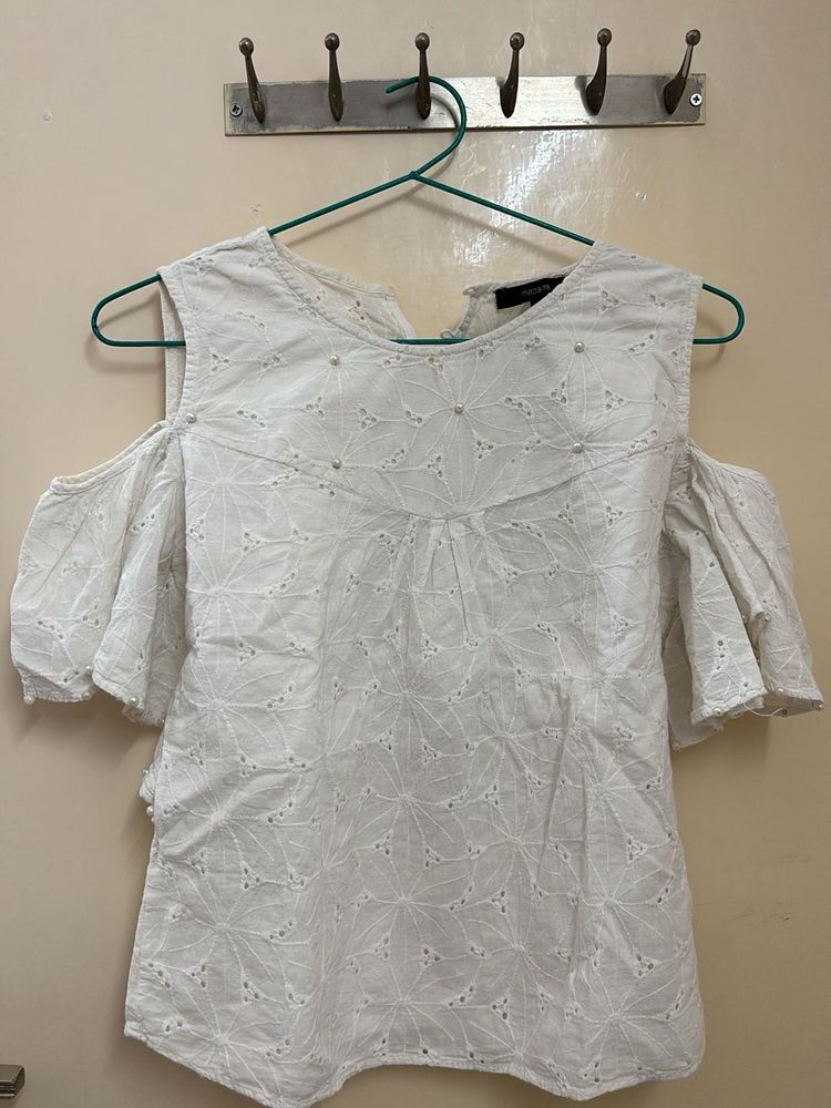 Madame White Top