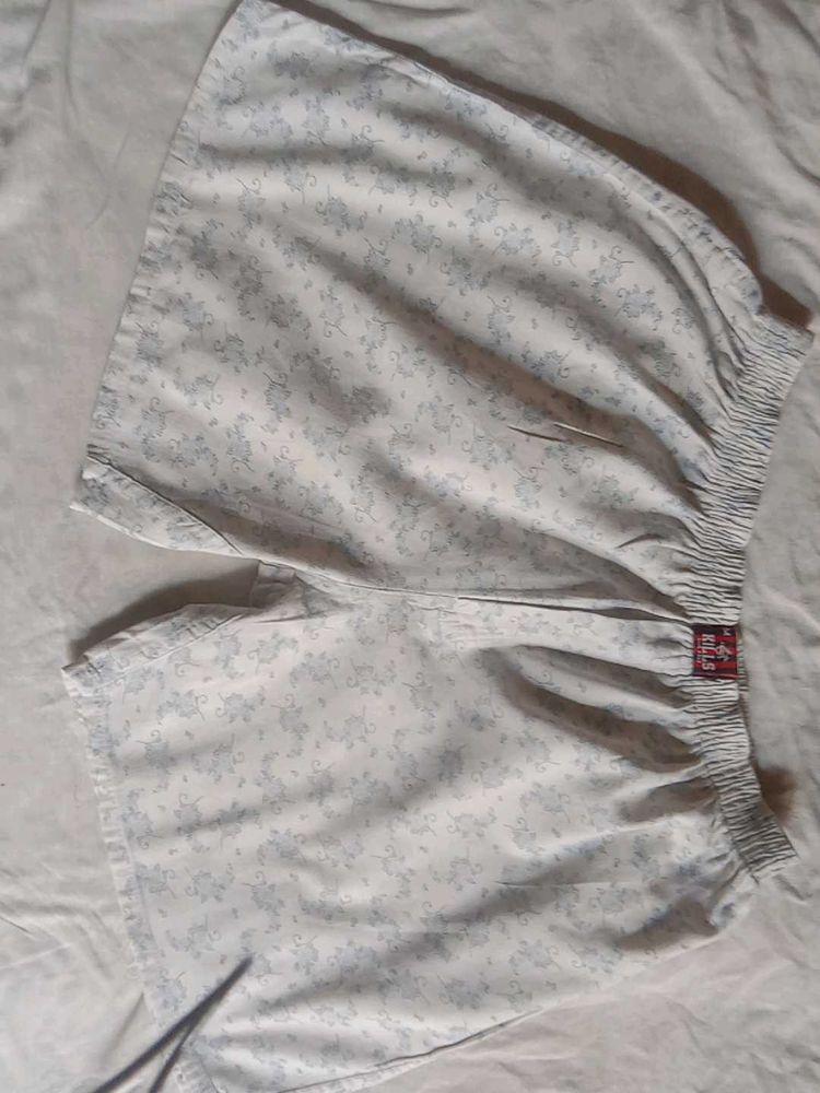 Shorts For Mes