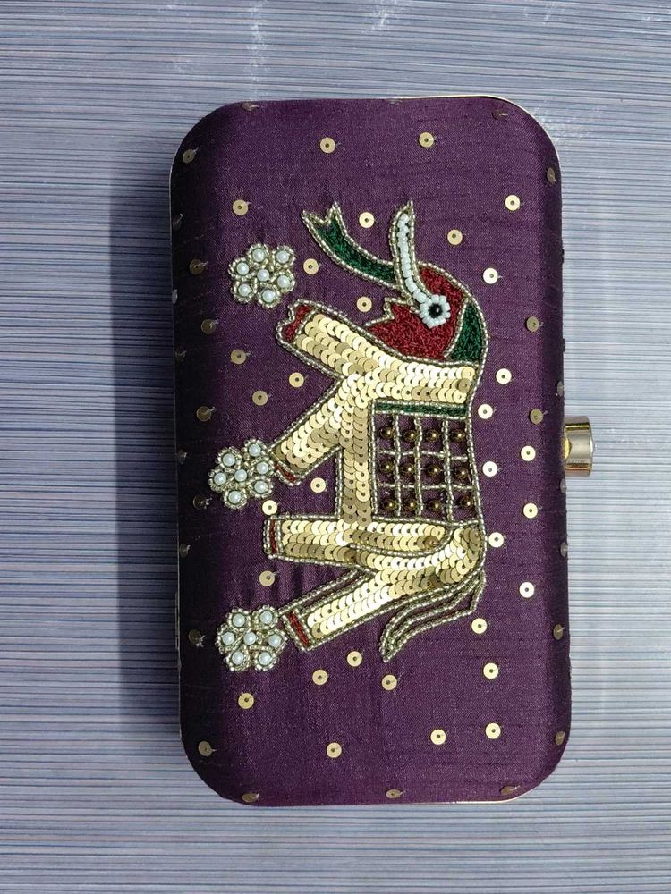 Clutch Embroidered Elephant Premium quality