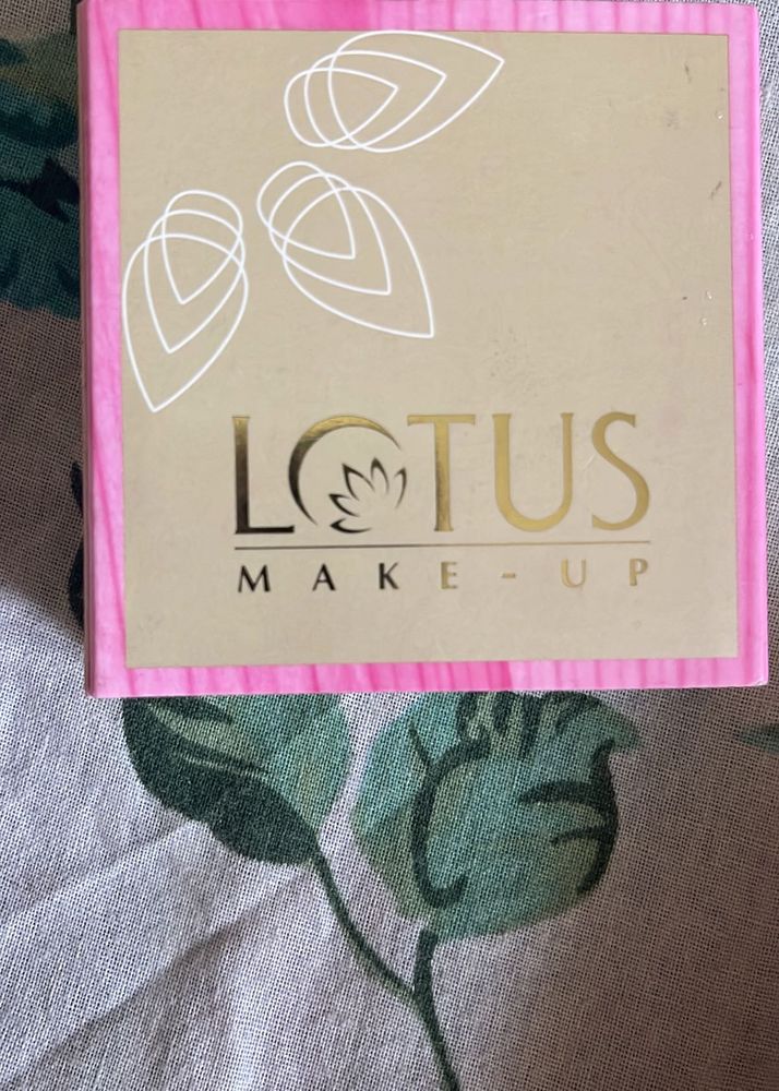 lotus compact