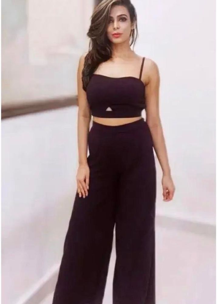 Deep purple corset in size 34 means L siz
