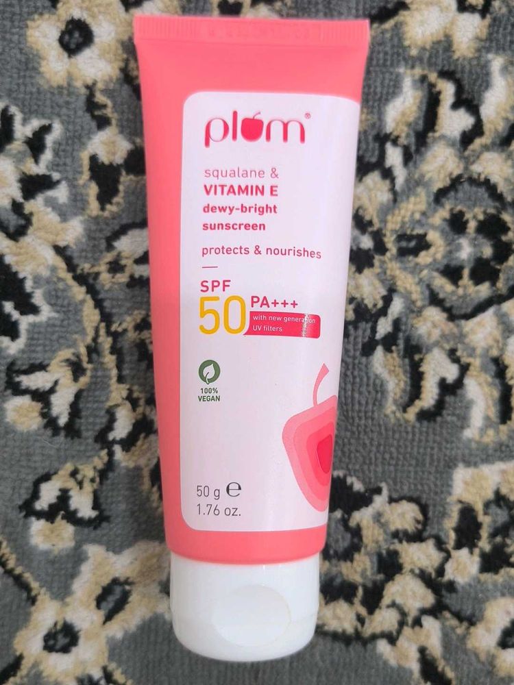 Vitamin C Dewy Bright Sunscreen