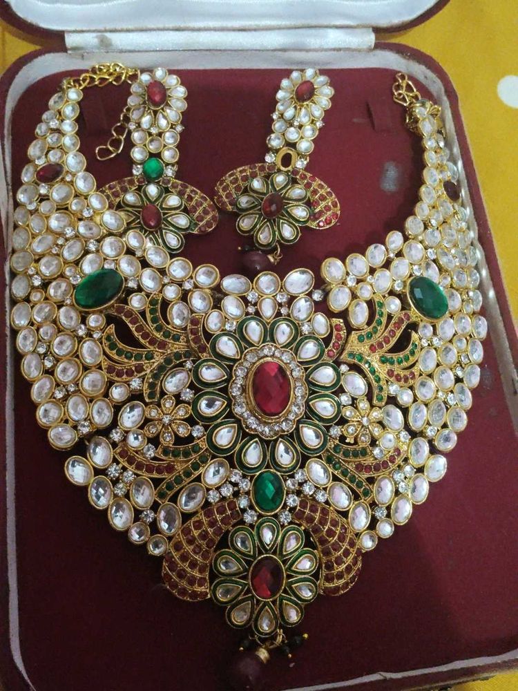 Statement Necklace &amp; Earrings Set
