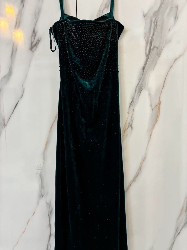 Gorgeous Green Gown Velvet