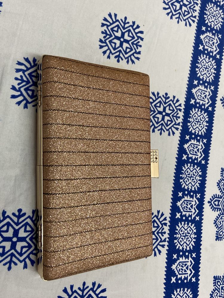 Hand Clutch