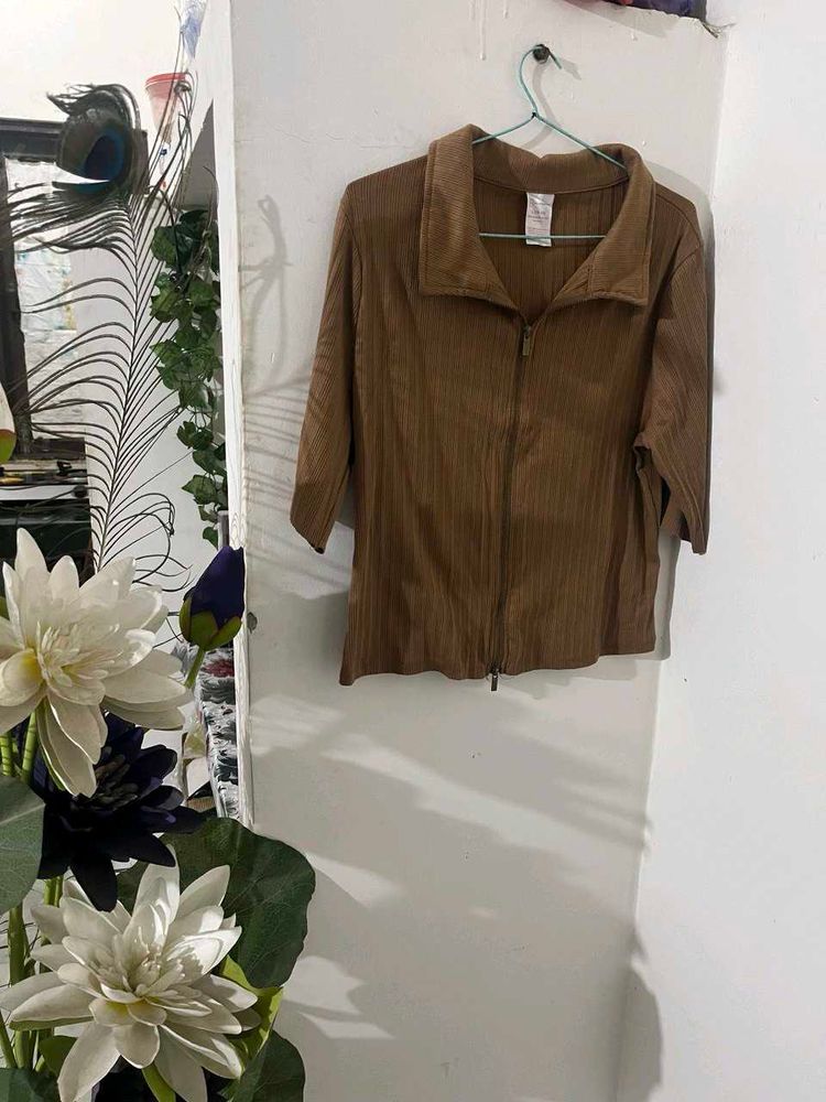 Brown Zipper Jacket🤎