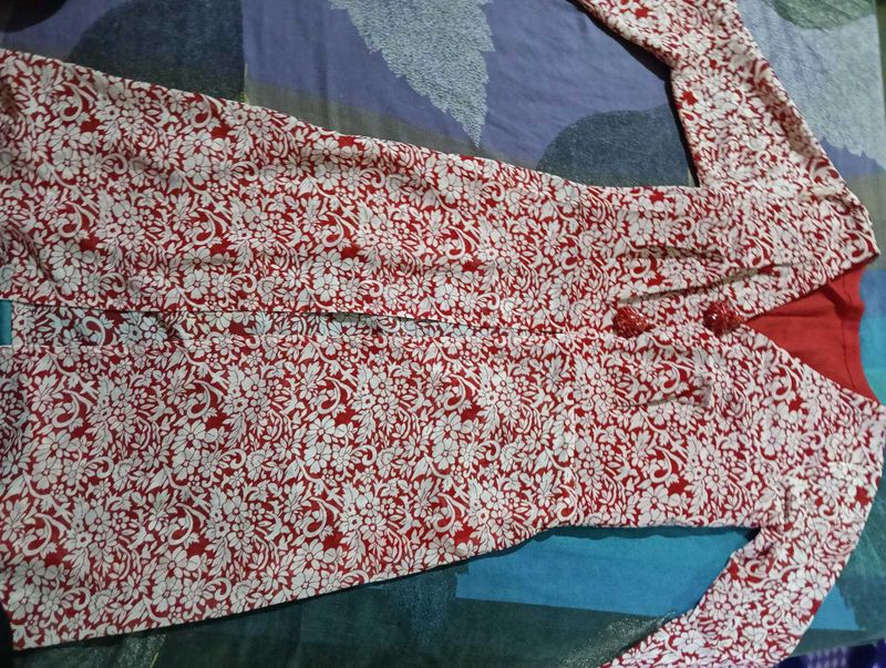🌺 Women’s Red &amp; White Floral Kurti Set 🌺