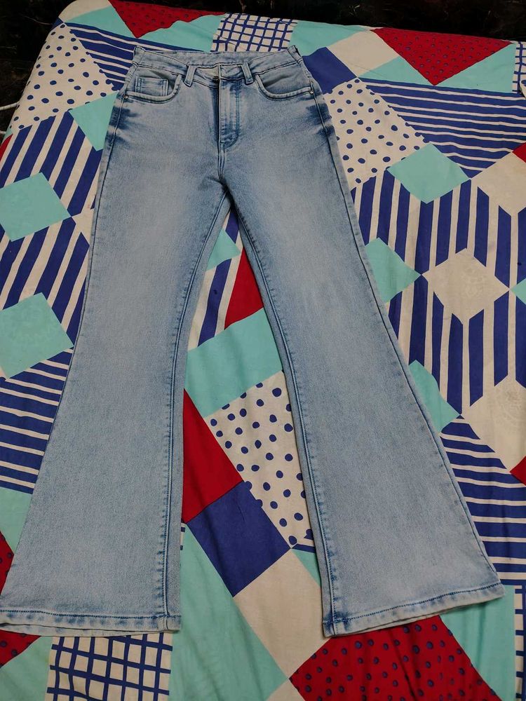 Bootcut Light Wash Jeans