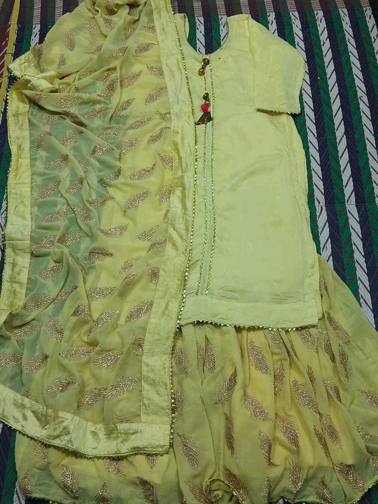 Beautiful Sharara Dupatta Suits 💓🌷💕