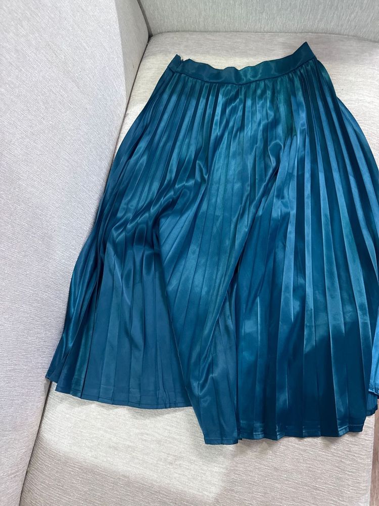 Satin midi Pleated Skirt
