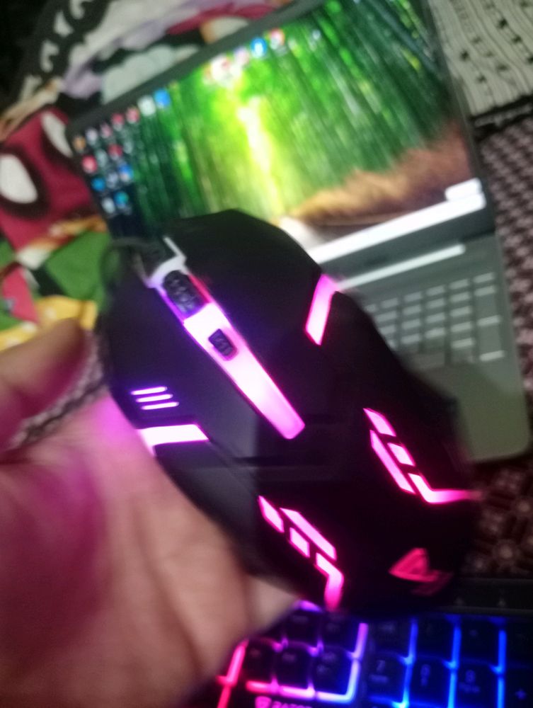 Panda Pad &amp; Gaming Led Backlghit Mouse USB Wire