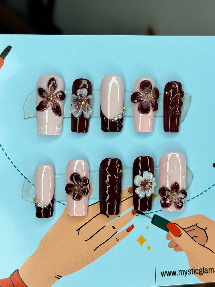 3D Trendy Floral Press-On Nails