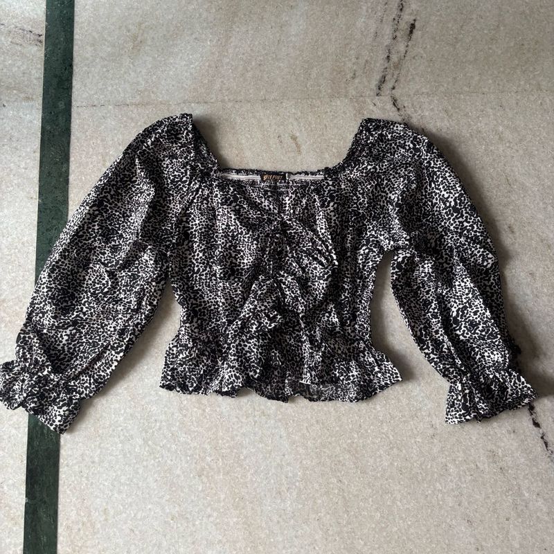 Black and White Puff-Sleeve Smocked Top