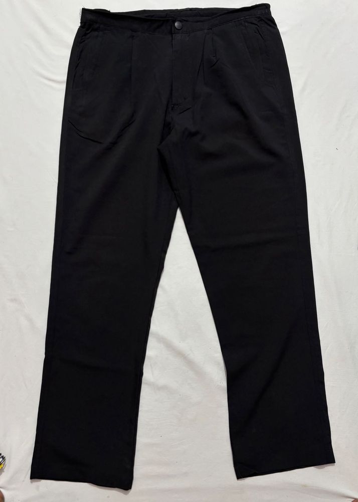 Relaxed Black Korean Trouser