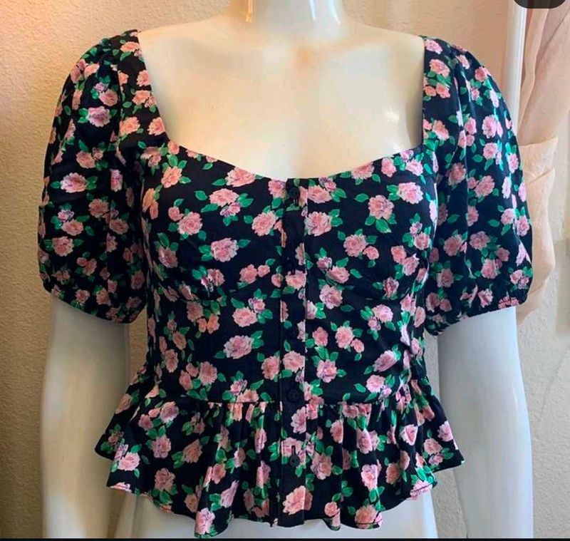 🎁Buy 2 Get 1 Free🎁 Zara Crop Top Size 28-32inch