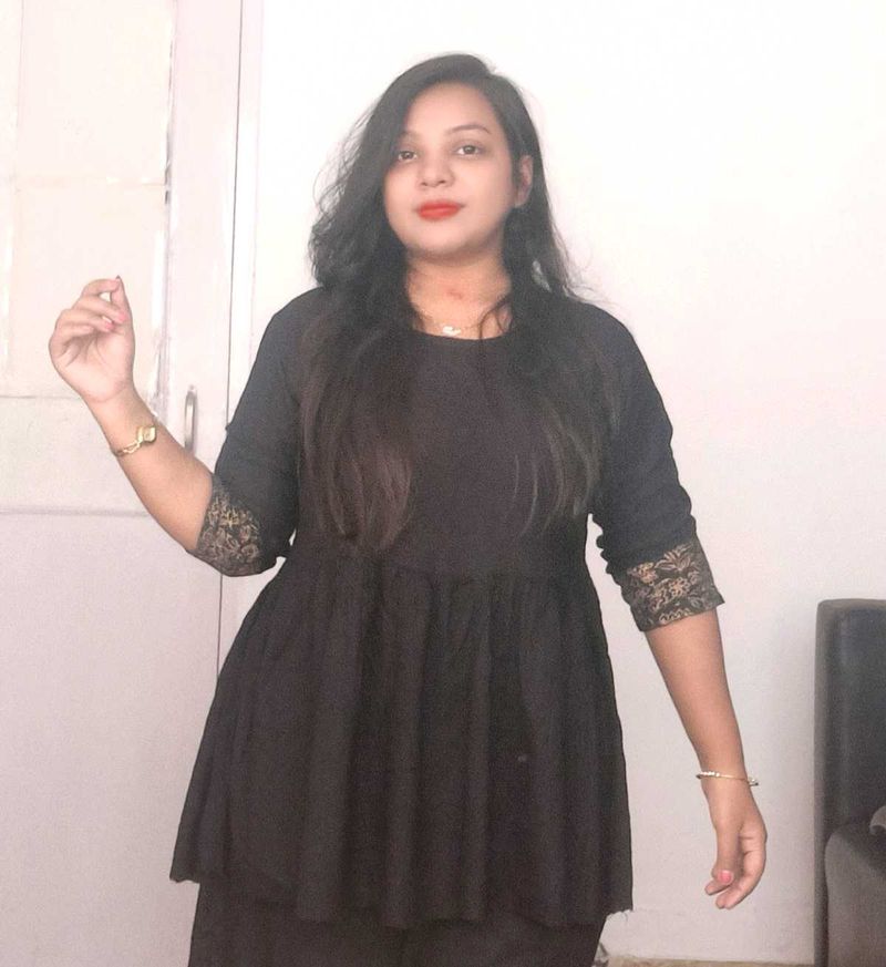 Black Cotton Top