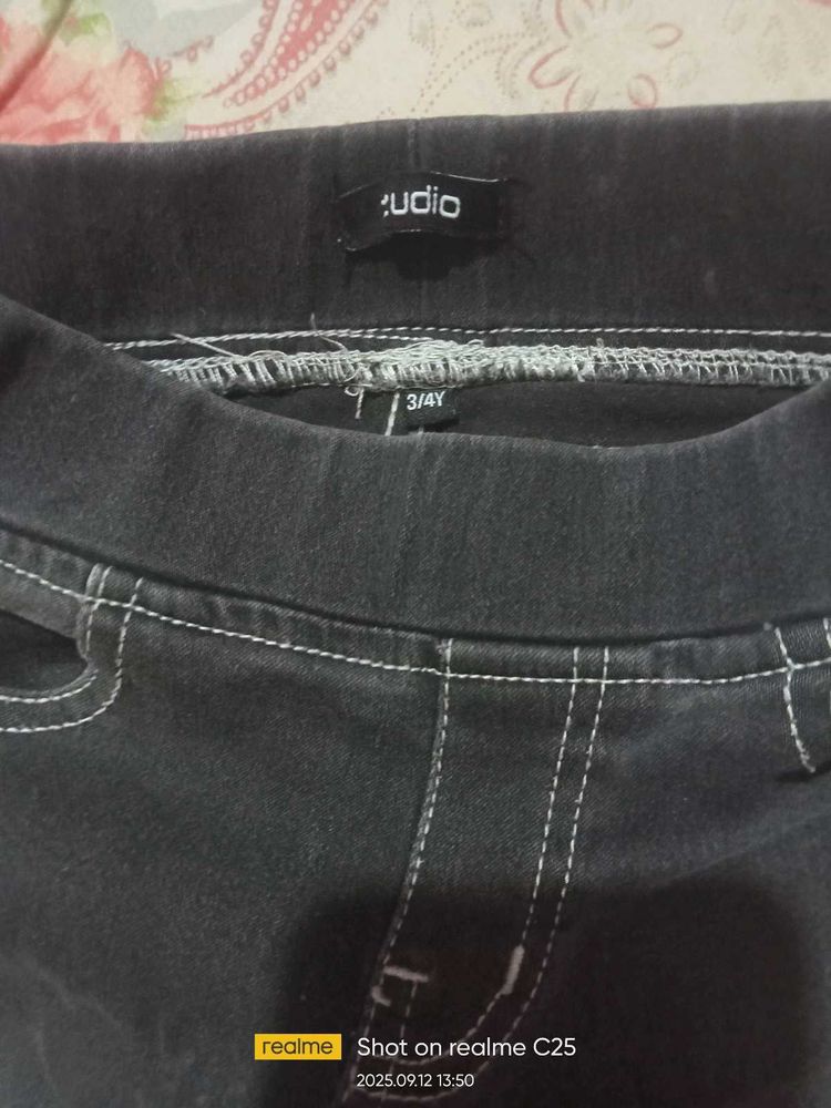 Zudio Girls Jeans (2-4Y)