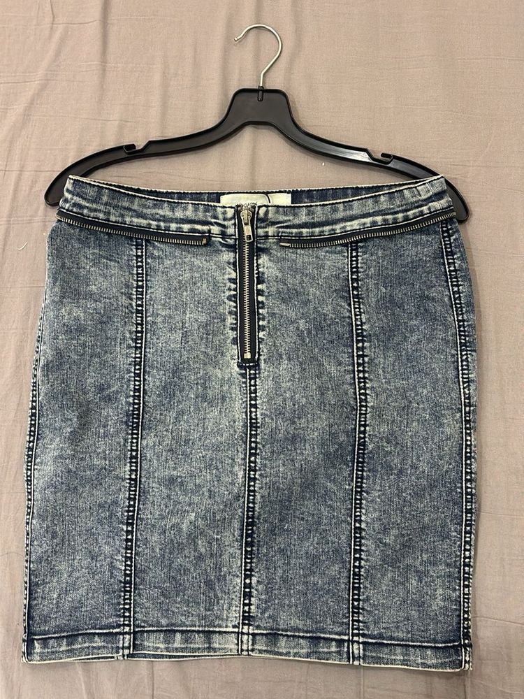 Denim Mini Skirt with Zipper Detail
