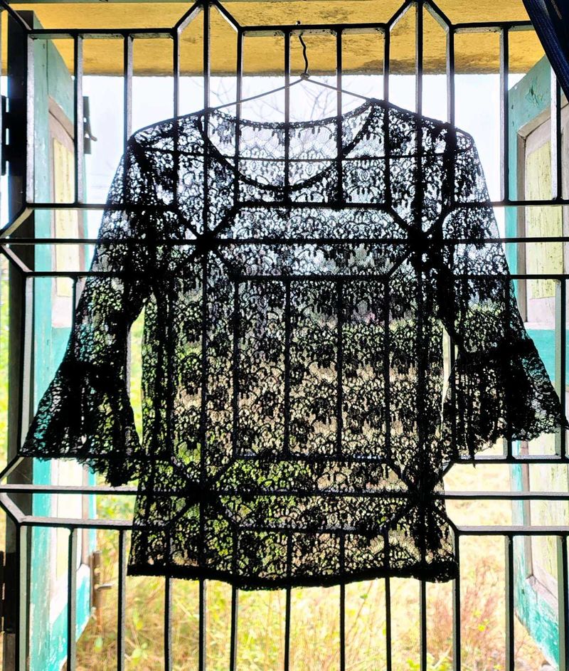 Black Lace Top Women&#39;s