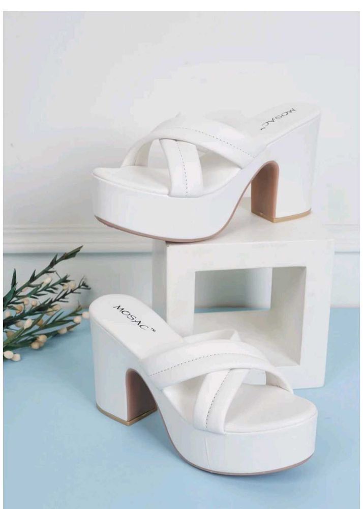 High Heels 👠 Sandel White