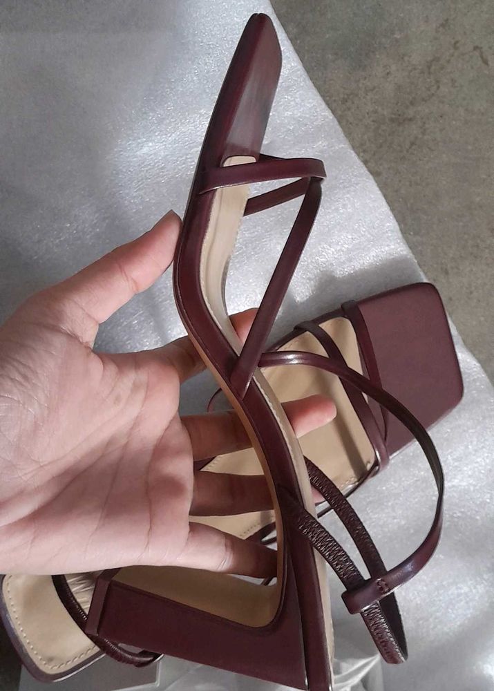 Viral Cherry Red🍒 Strappy Heels