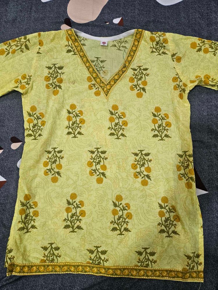 Floral Print Tunic Top