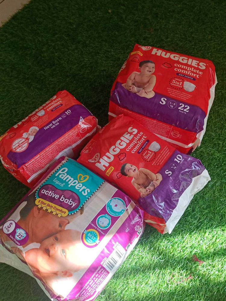 Baby Diapers - Pampers &amp; Huggies