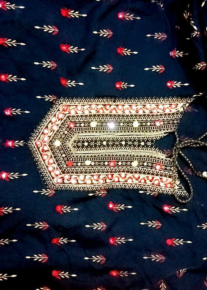 Embroidered Floral Print Kurti🌹