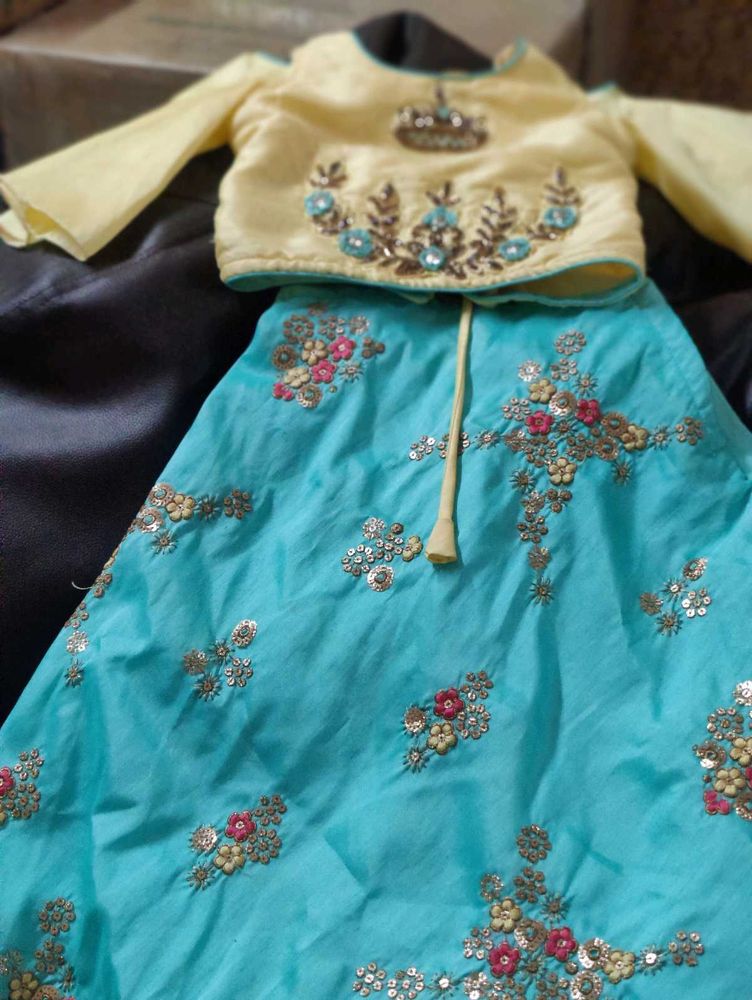 Kids Lengha Choli With Dupatta
