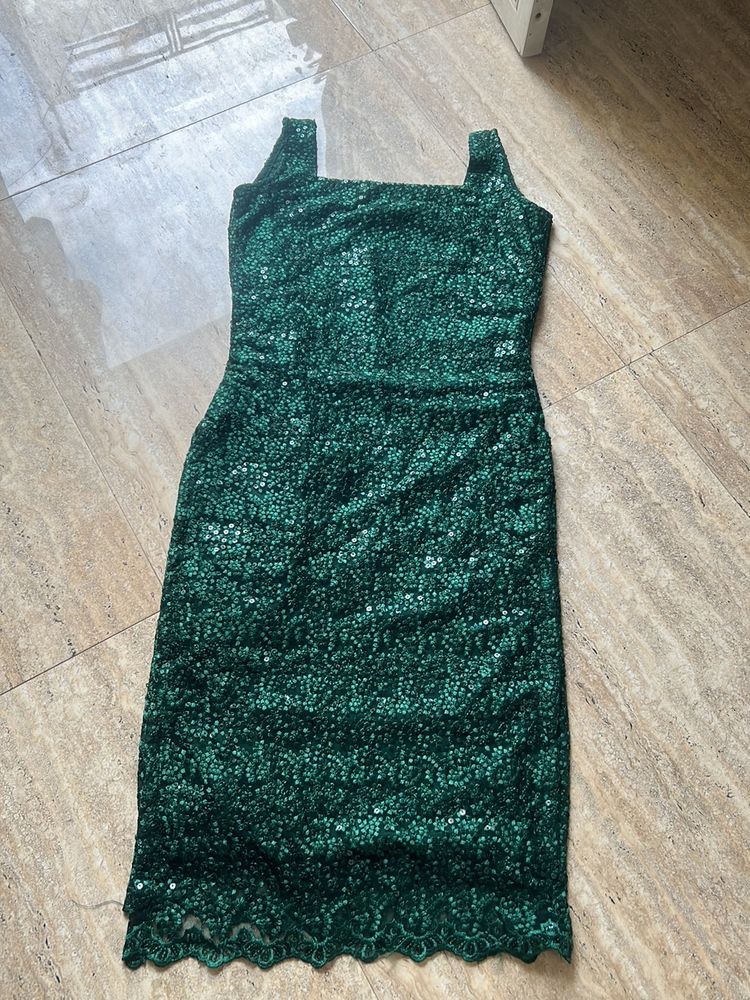 chiknkari kurti