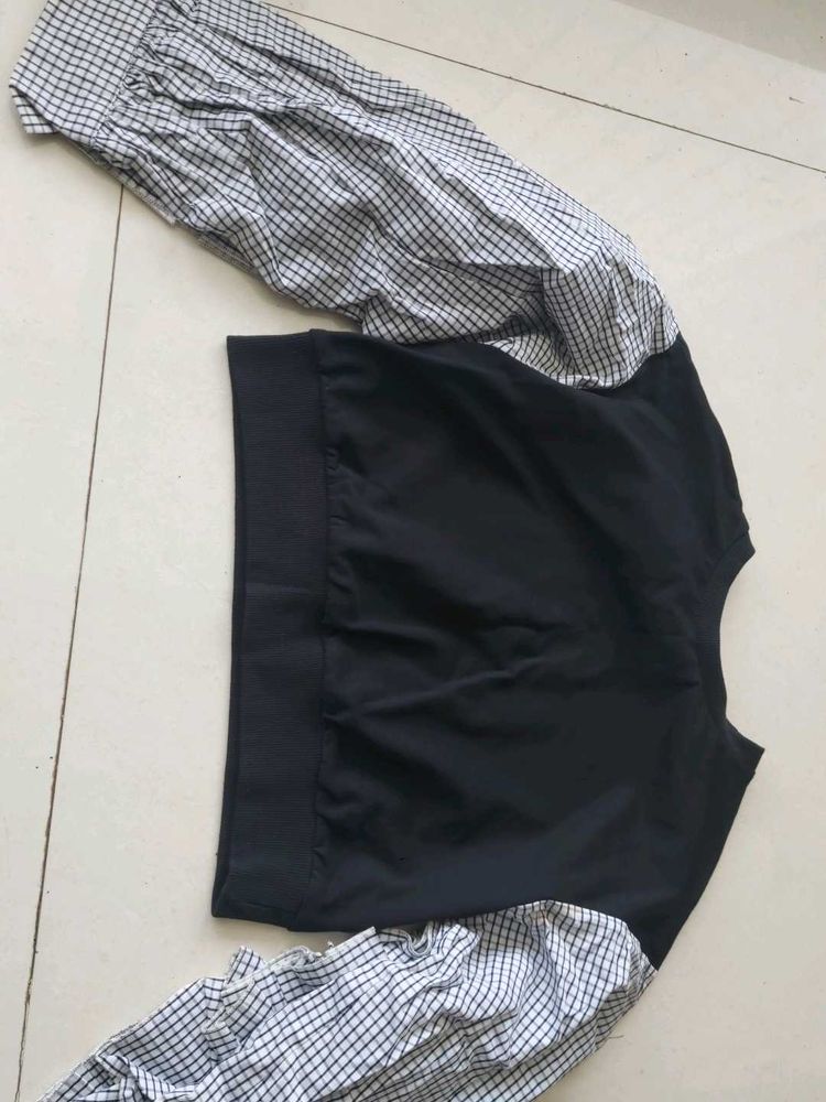 Stylish Black &amp; Checkered Top