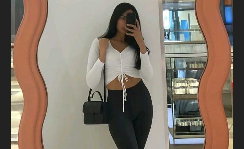 Long Sleeves Off White Top