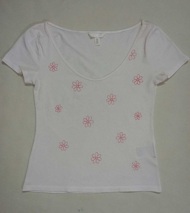 H&amp;M Of White Ti Shirt