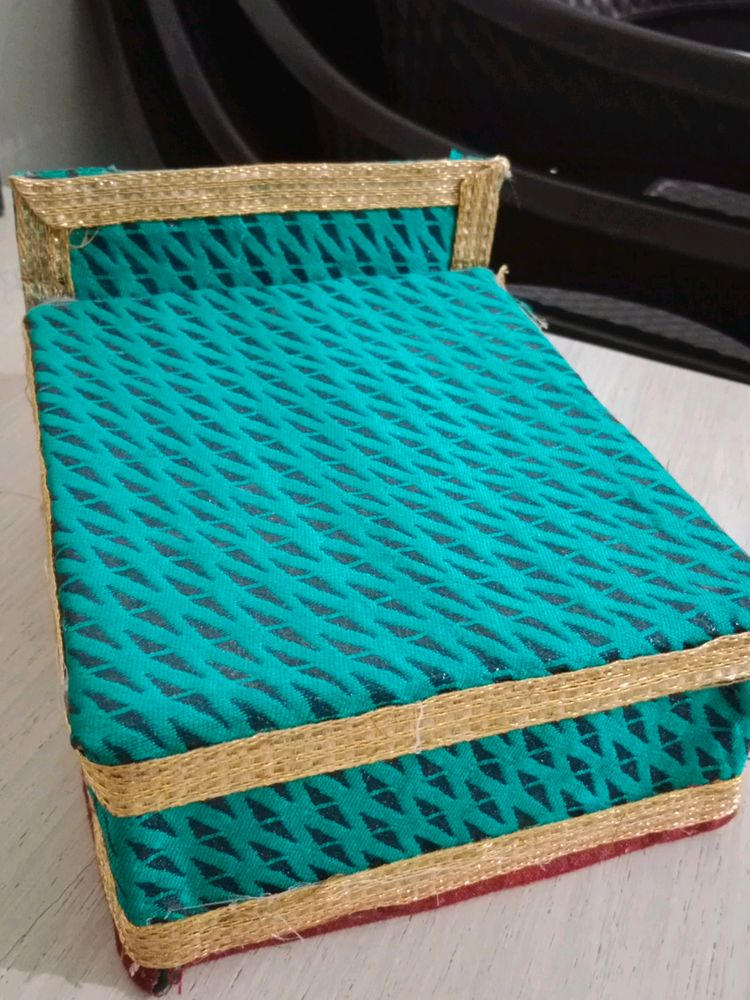 Ladoo Gopalji&#39;s Bed . Decorative, Light Weight Be